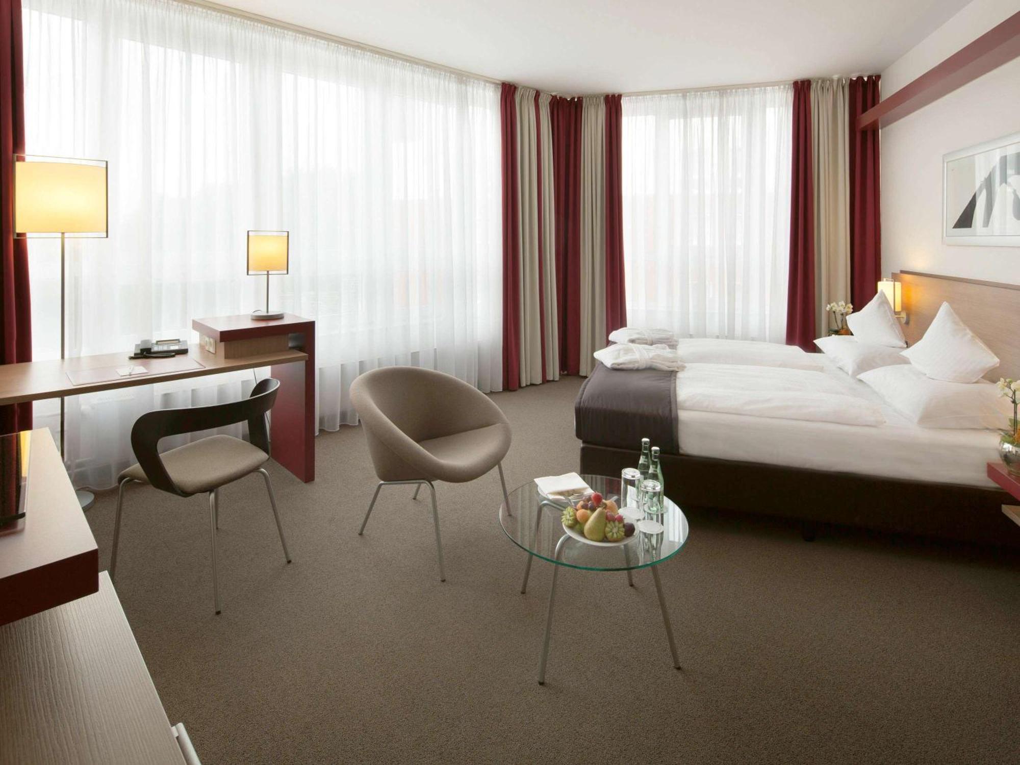 Movenpick Hotel Munster Am Aasee Exterior photo